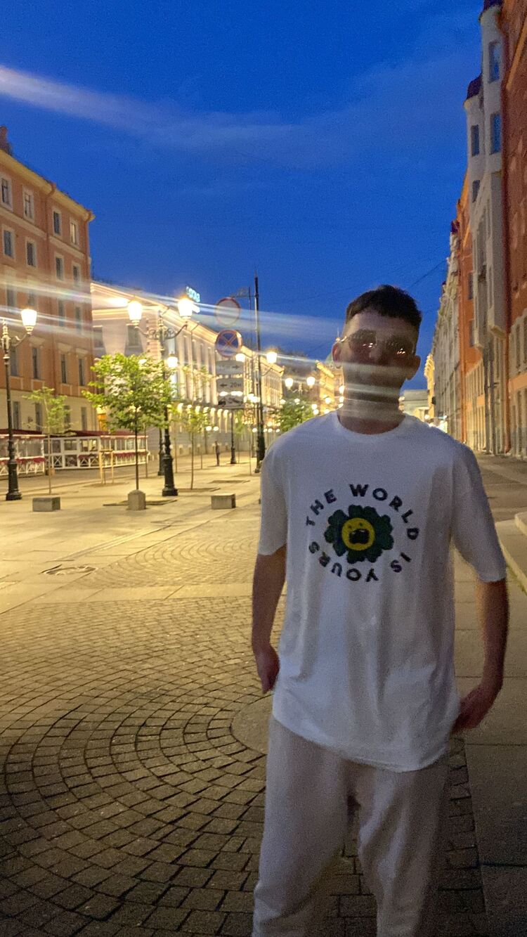  37027869  , 25 ,    -