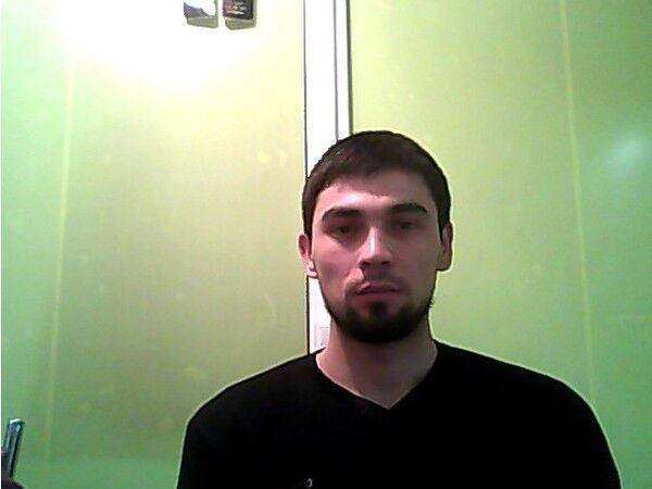  5751419  Arsen, 36 ,    