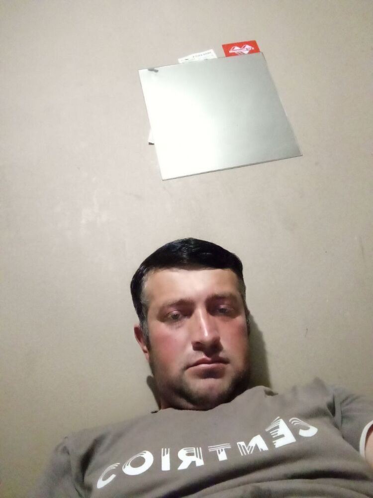  42425679  , 33 ,    