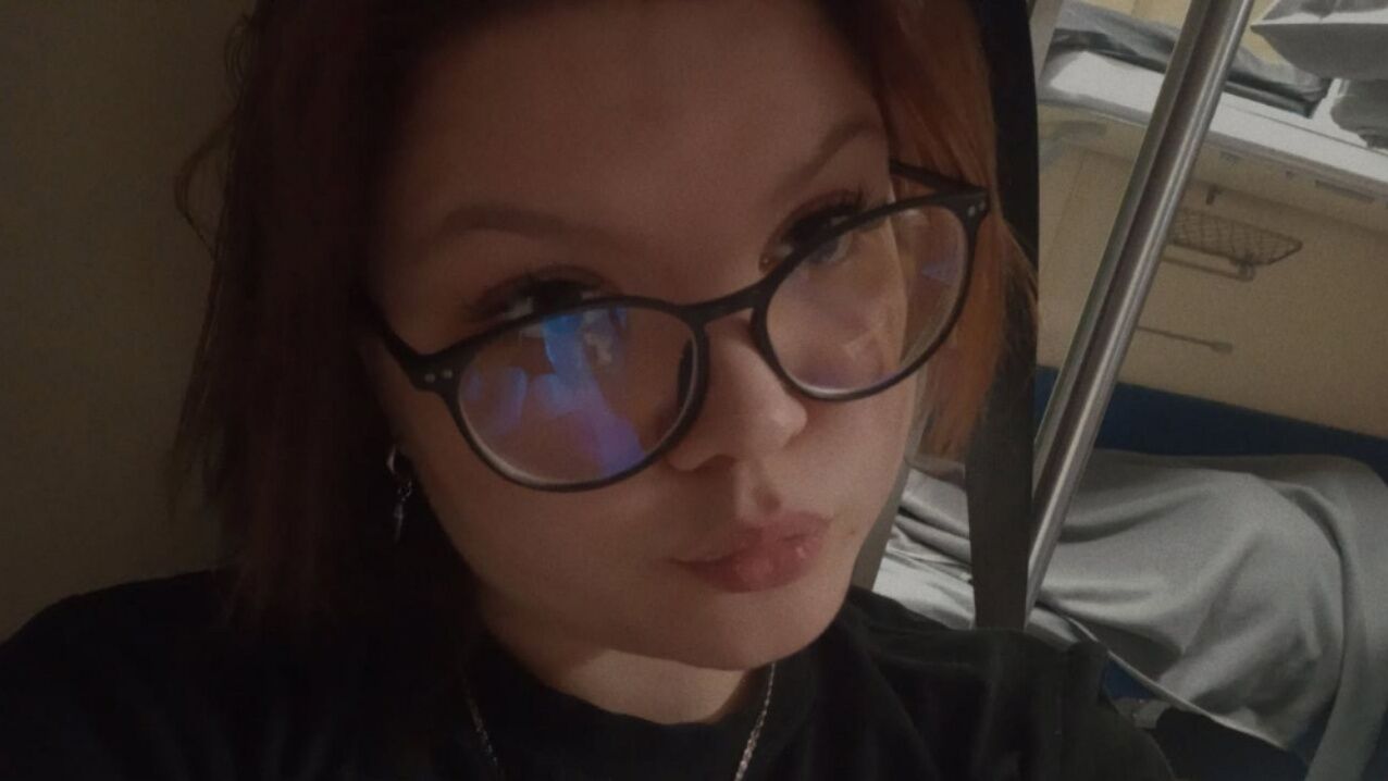  ,   Juliaa, 21 ,   ,   , c , 