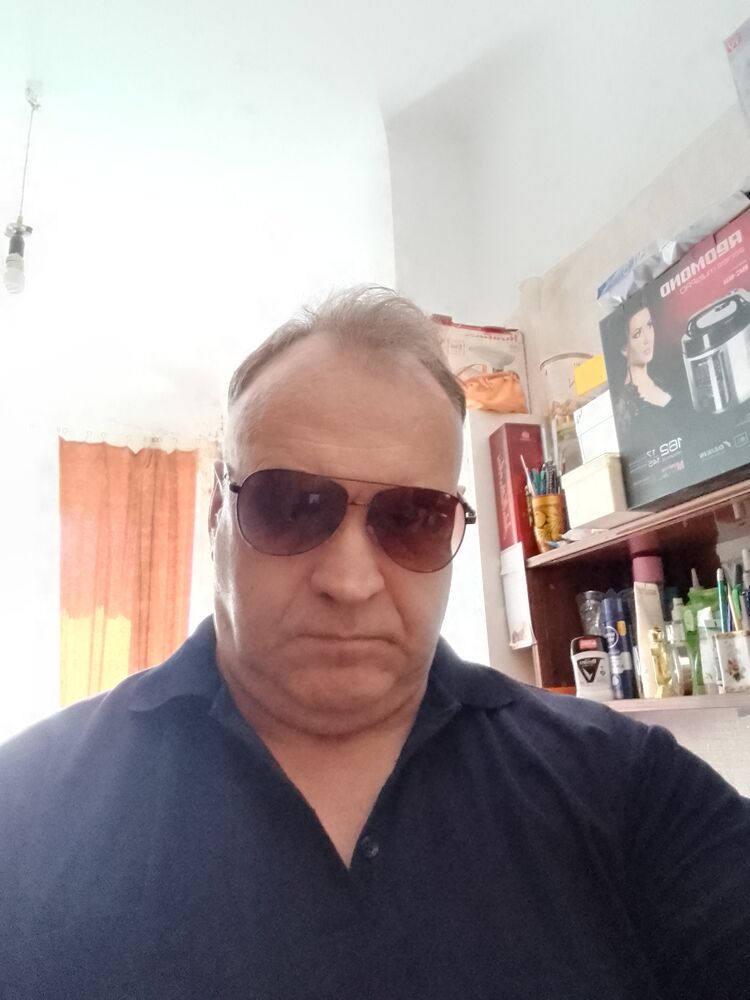  30593459  , 61 ,    -