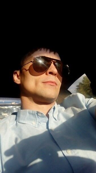  ,   Anton, 38 ,   , 
