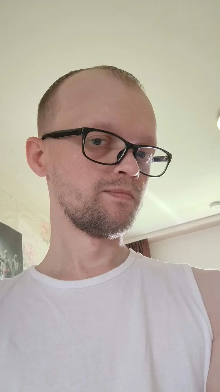  ,   Eduard, 35 ,   ,   