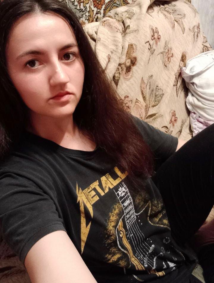  44317759  , 31 ,    