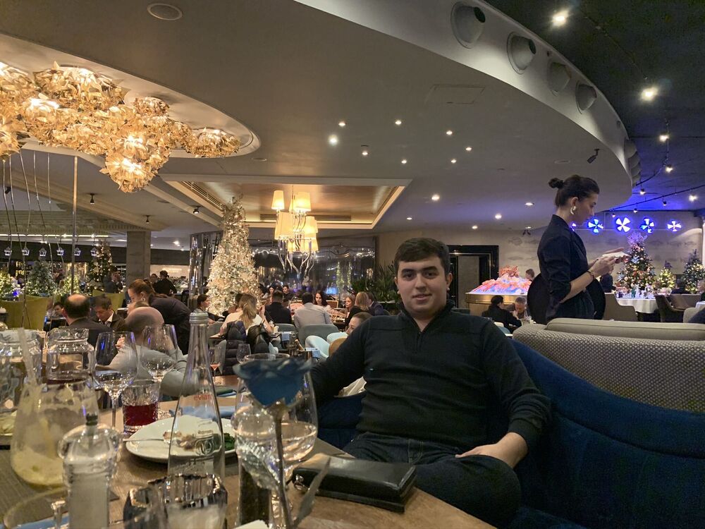  26855689  Abdushka, 28 ,    