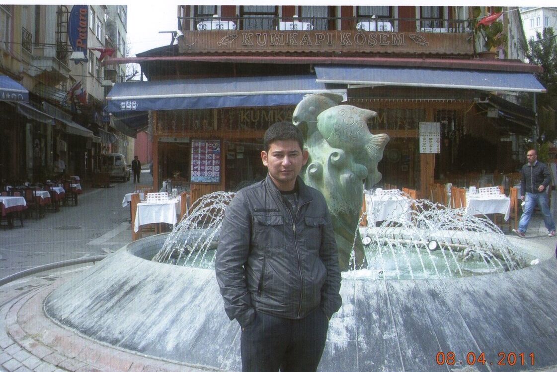  5712579  Sharof, 40 ,    