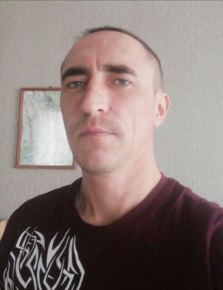  44168859  , 41 ,    