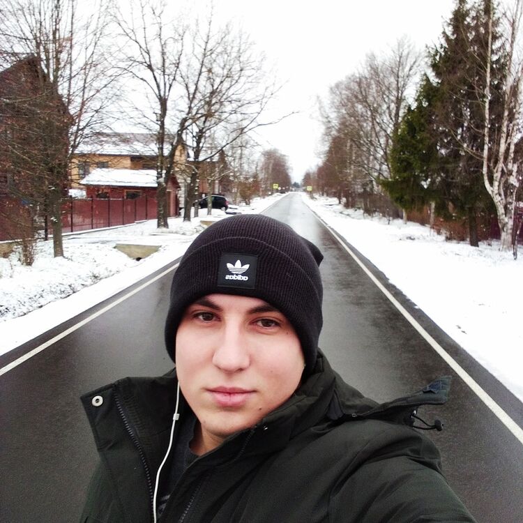 ���� 18352809 ������� ����, 33 ����, ���� ���������� � ������