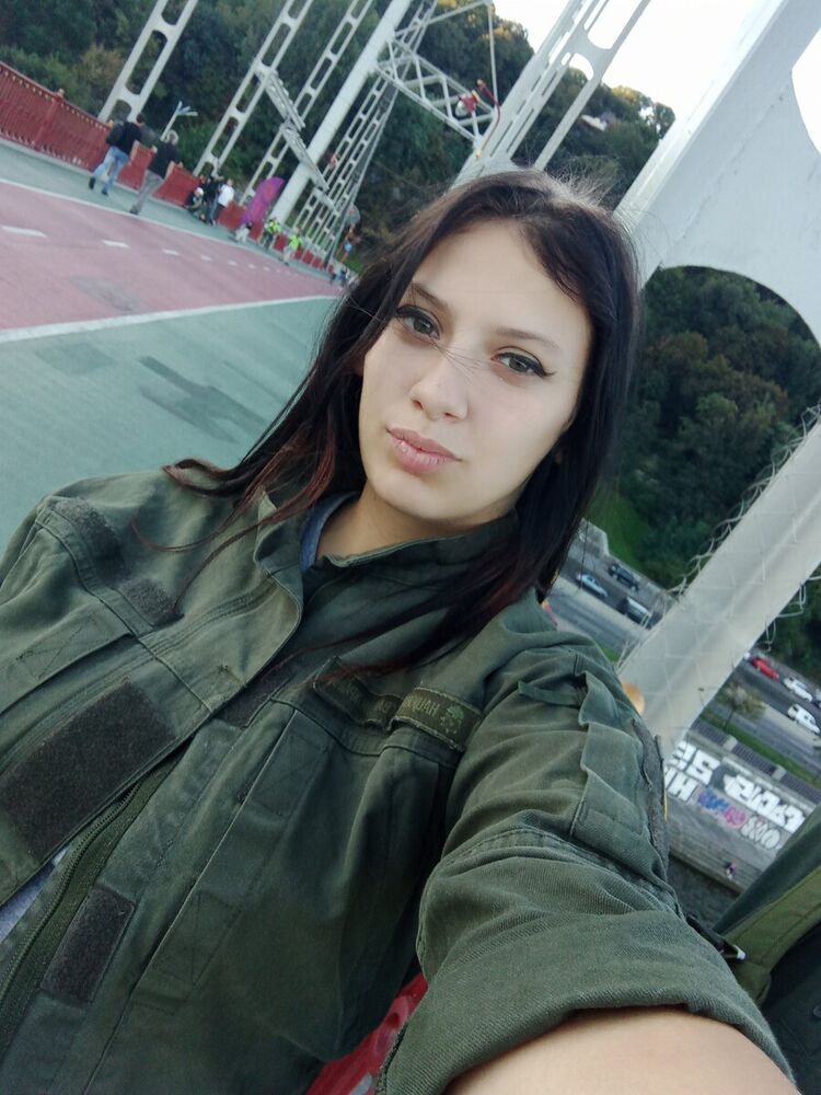  21094539   , 24 ,    
