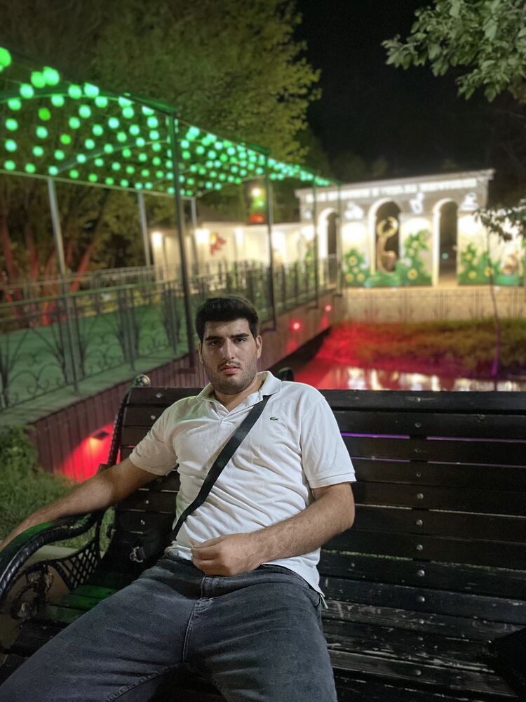  32844619  Edgard, 23 ,    