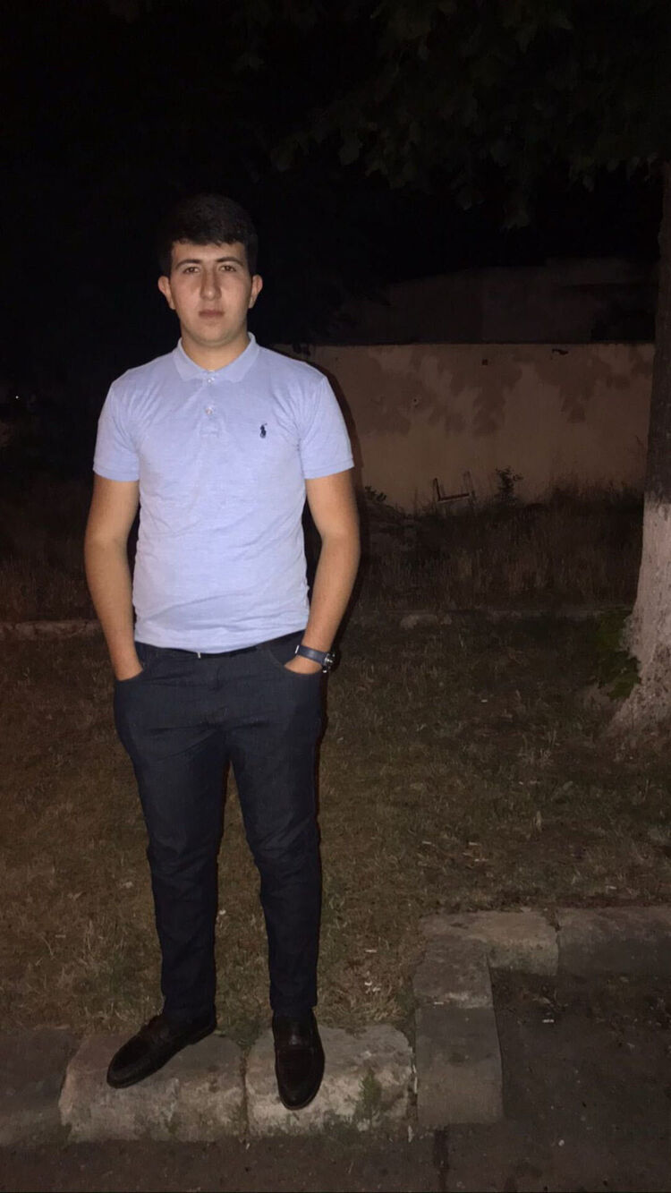  42593759  , 33 ,    