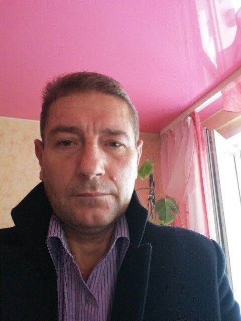  ,   Kiril, 40 ,   ,   , c 