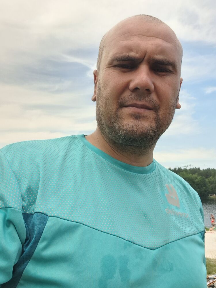  44430379  , 35 ,    