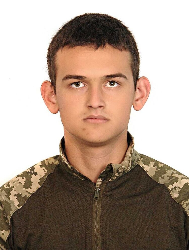  ,   Vitaliy, 22 ,   ,   