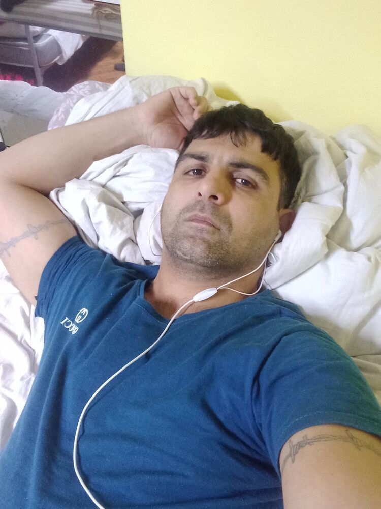  ,   Elvin, 34 ,   ,   