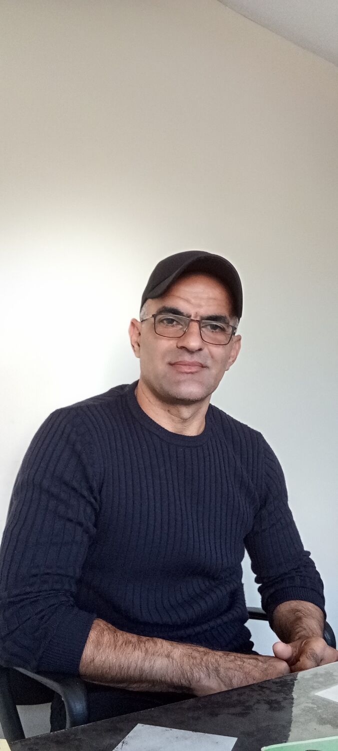  53530449  Tofik, 38 ,    