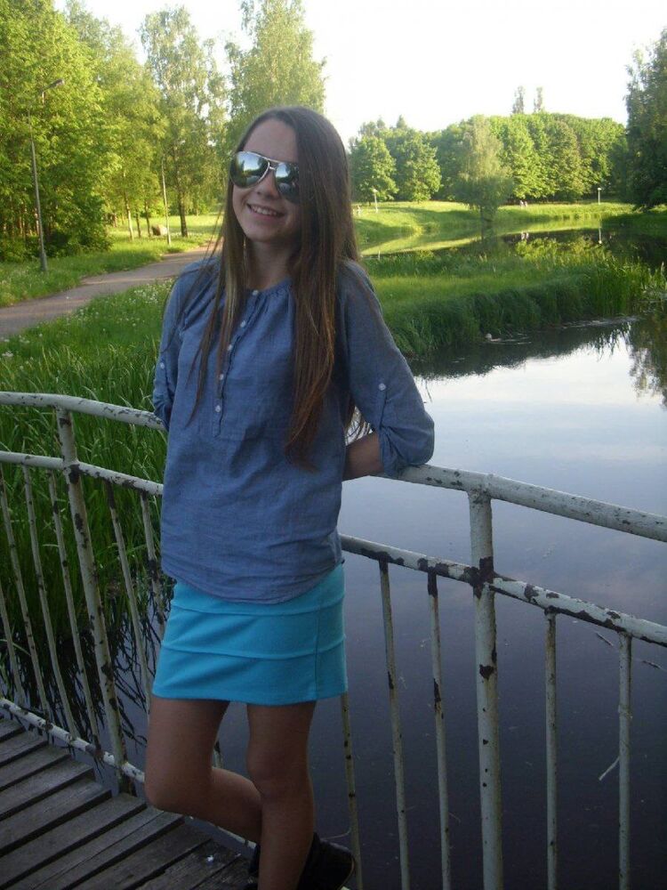  47070569  Marta, 19 ,    