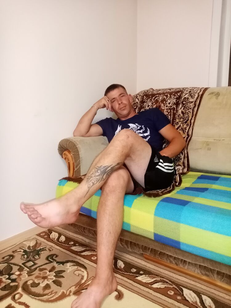  31858759  , 33 ,    