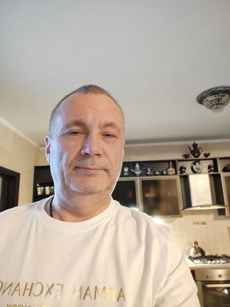  40915859  , 46 ,    -