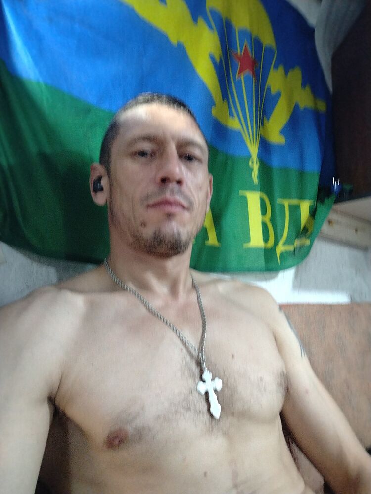  37152219  , 44 ,    