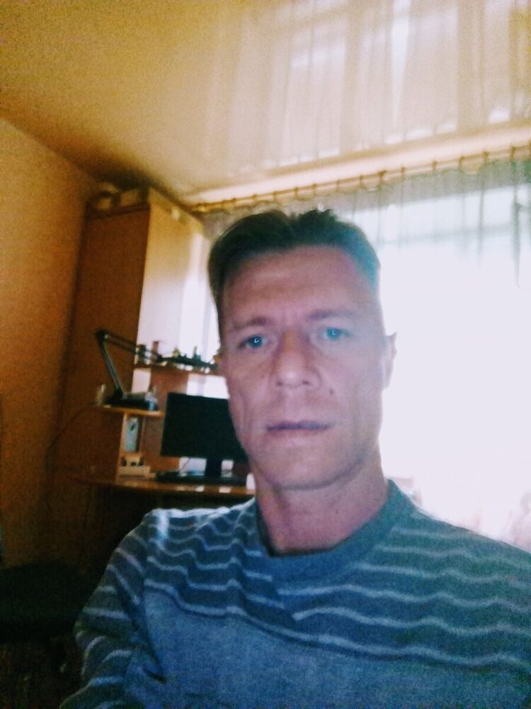  20688899  , 44 ,    