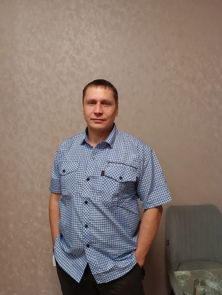  43886549  , 42 ,    