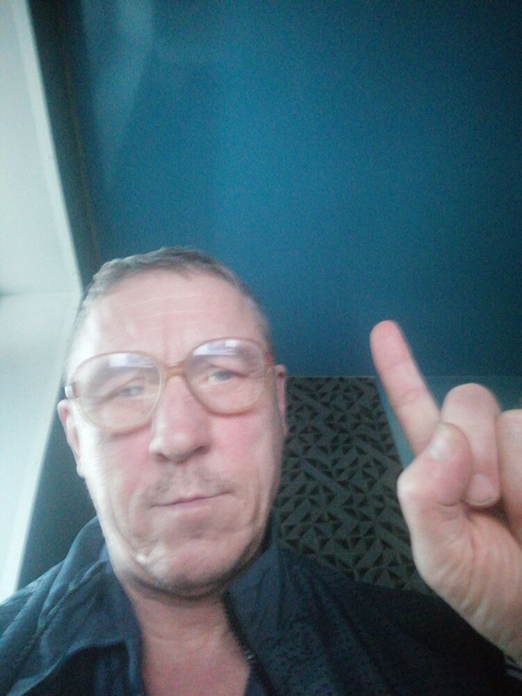  42056629  , 62 ,    