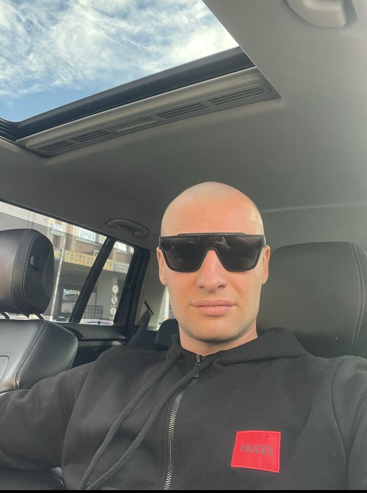  53153669  Sergio, 33 ,    