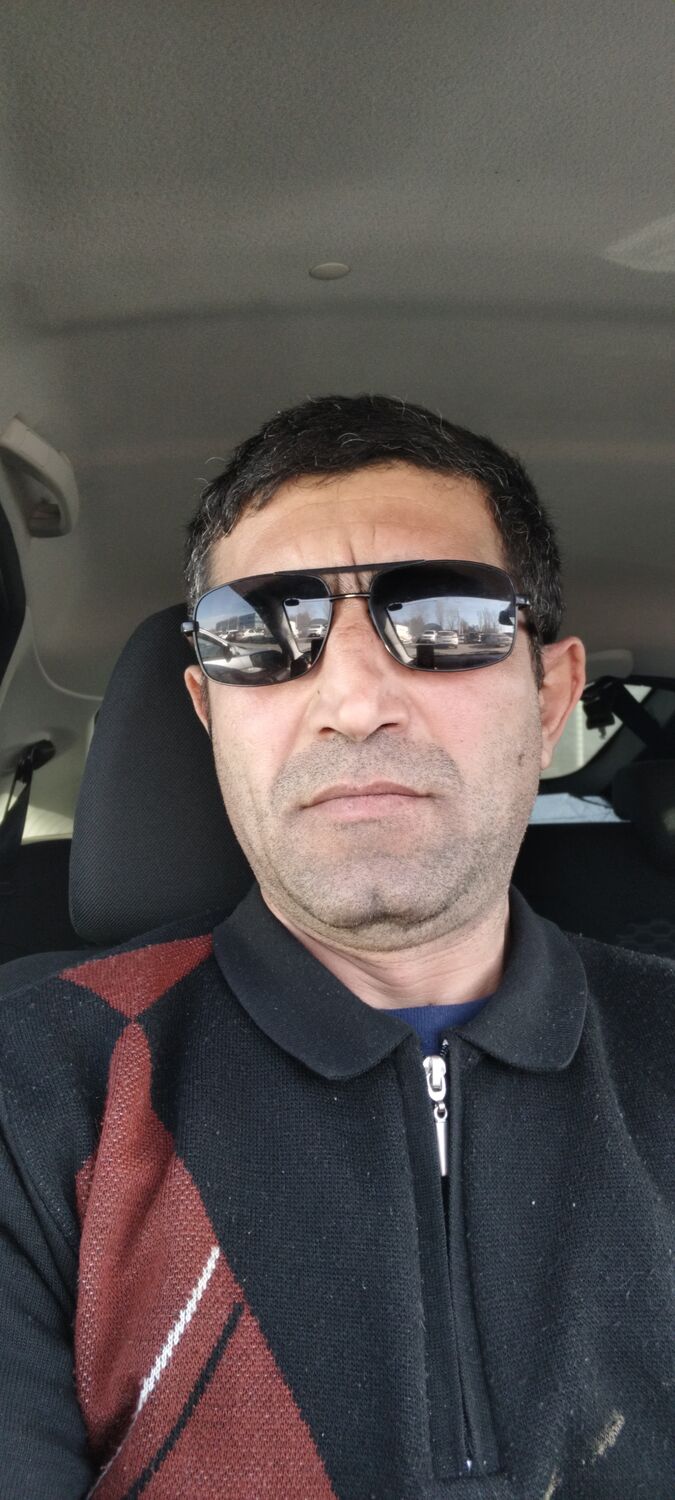  50405379  Edik, 40 ,    