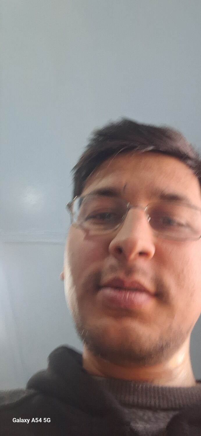  49717929  Aziz, 31 ,    