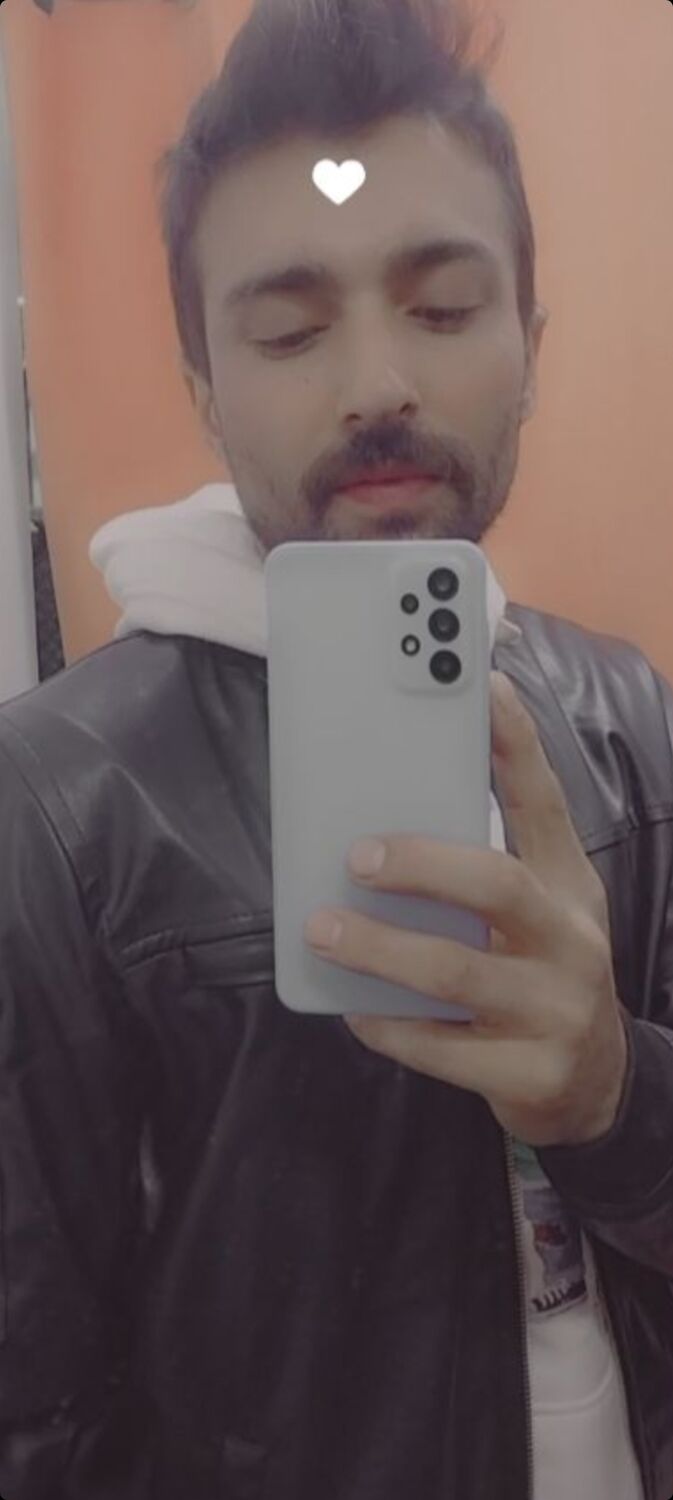  52288119  Gokhan, 32 ,    