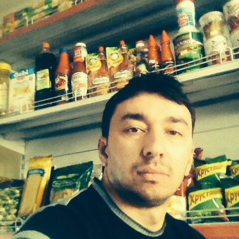  5676459  Vahdat, 38 ,    
