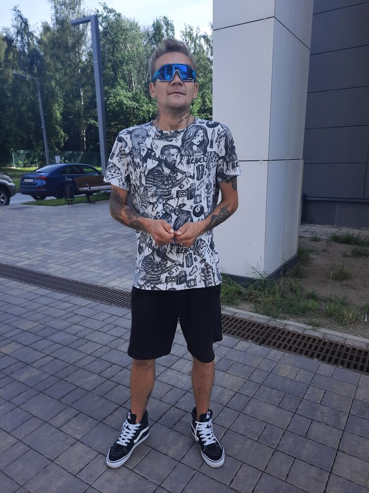  53044439  , 30 ,    