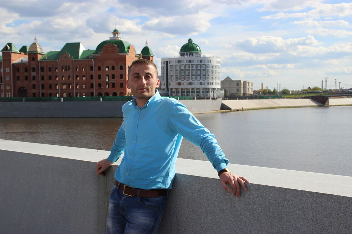  8333829  Gio, 35 ,    -