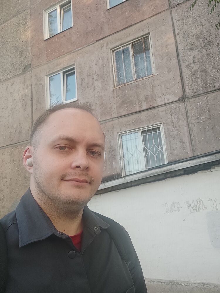  54286119  , 31 ,    -