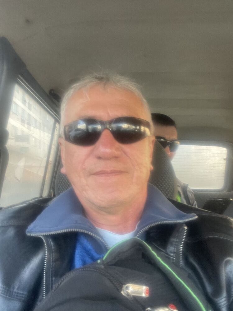  38256449  , 48 ,    