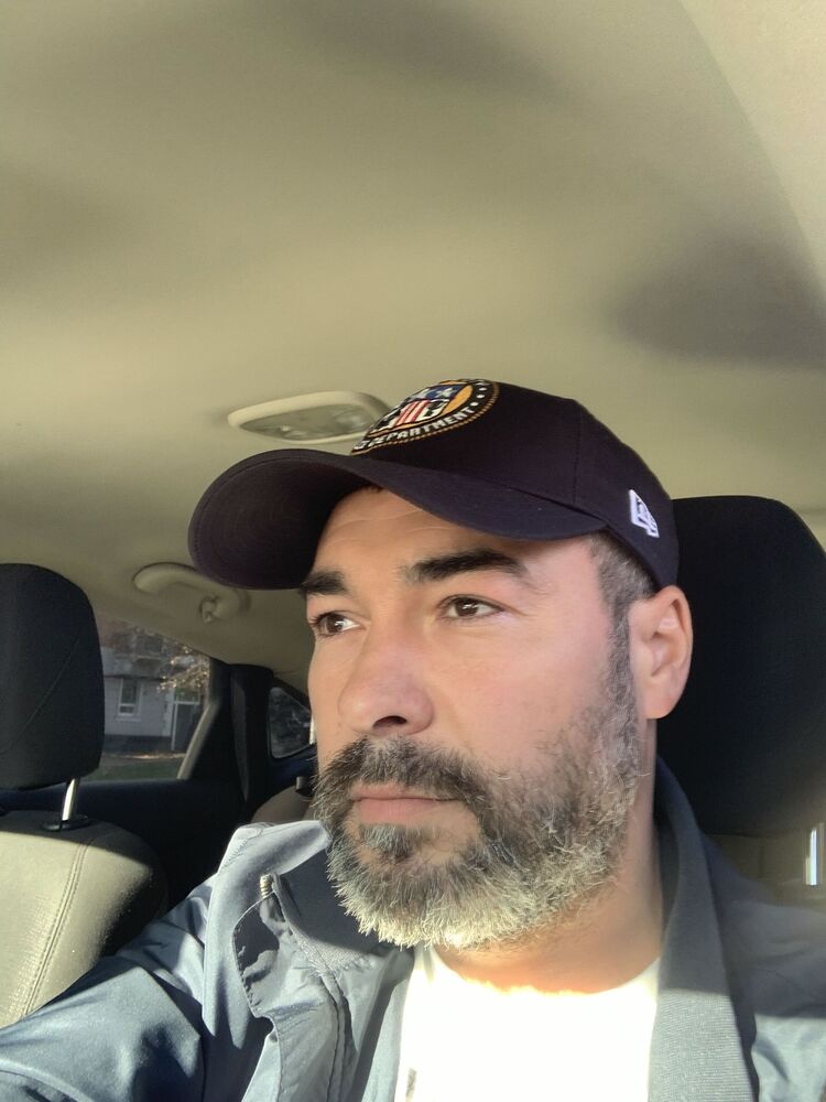  40270769  , 42 ,    