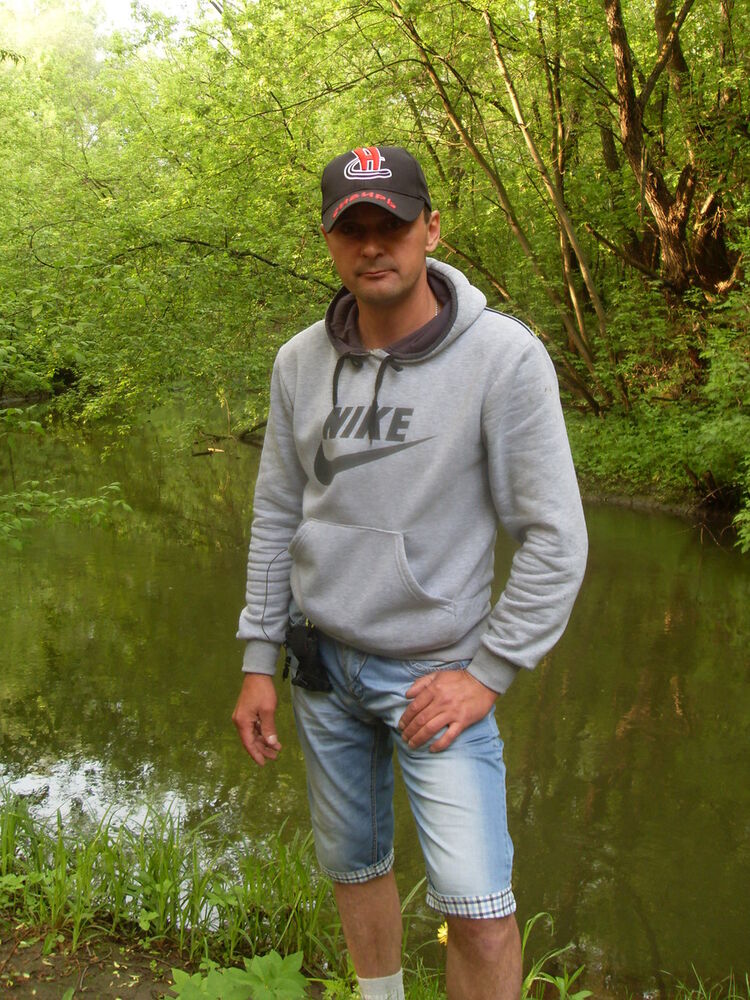  7206689  Andrey, 52 ,    