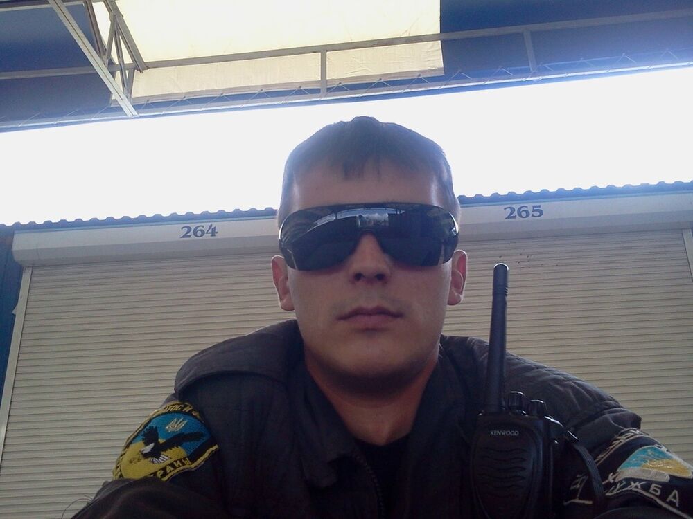  4107409  , 33 ,    