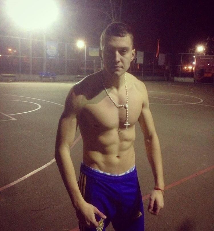  10262099  Dima, 33 ,    