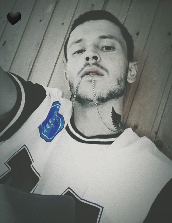  27536949  Narkuloff, 27 ,    