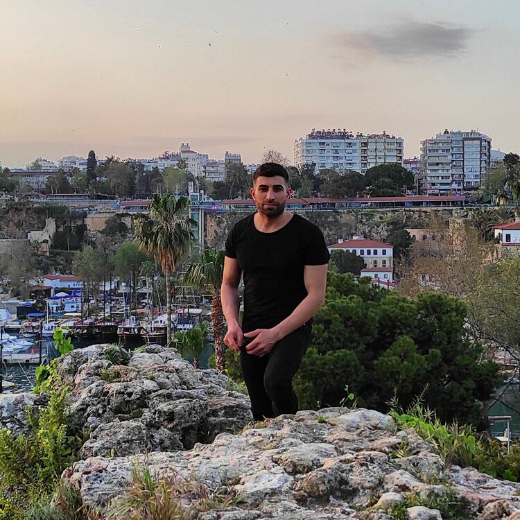  44301019  Ayhan takva, 33 ,    Kocapinar