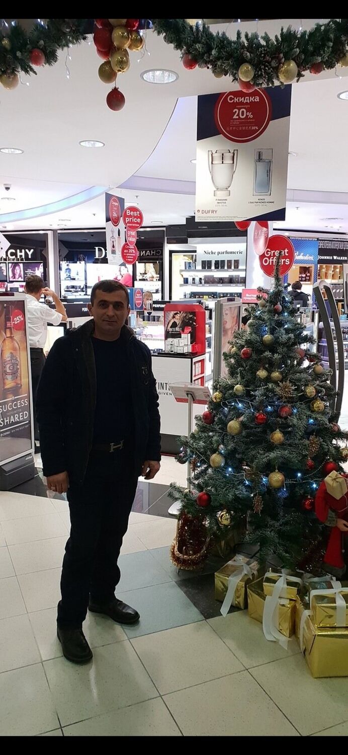  31633699  Vazgen, 48 ,    