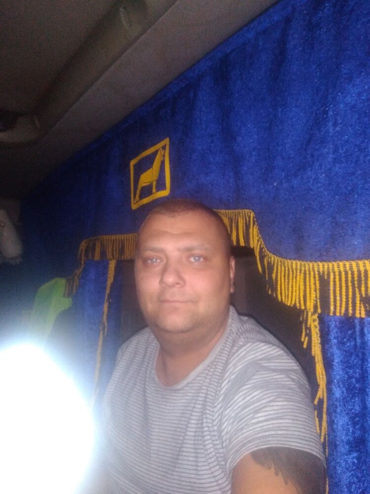 13989529  , 38 ,    