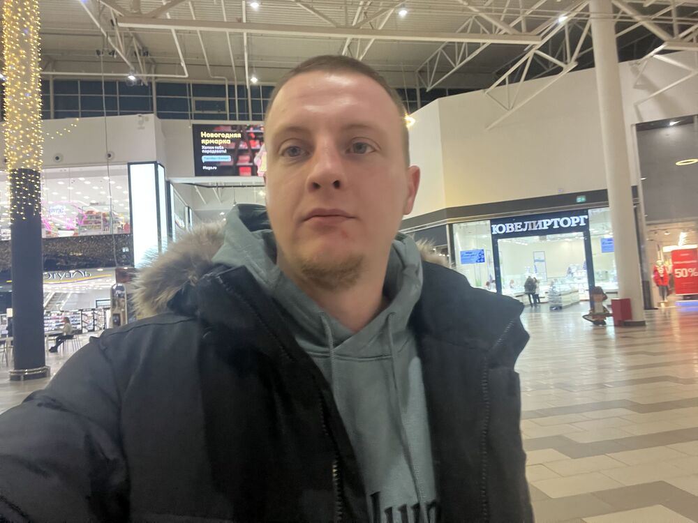  ,   Vyacheslav, 33 ,   c 