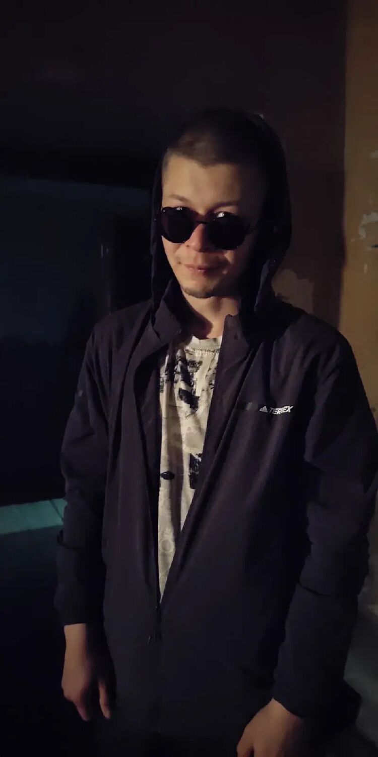  ,   Daniil, 25 ,   ,   