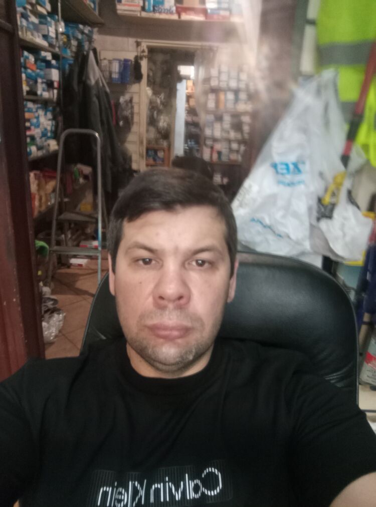  52598809  , 33 ,    
