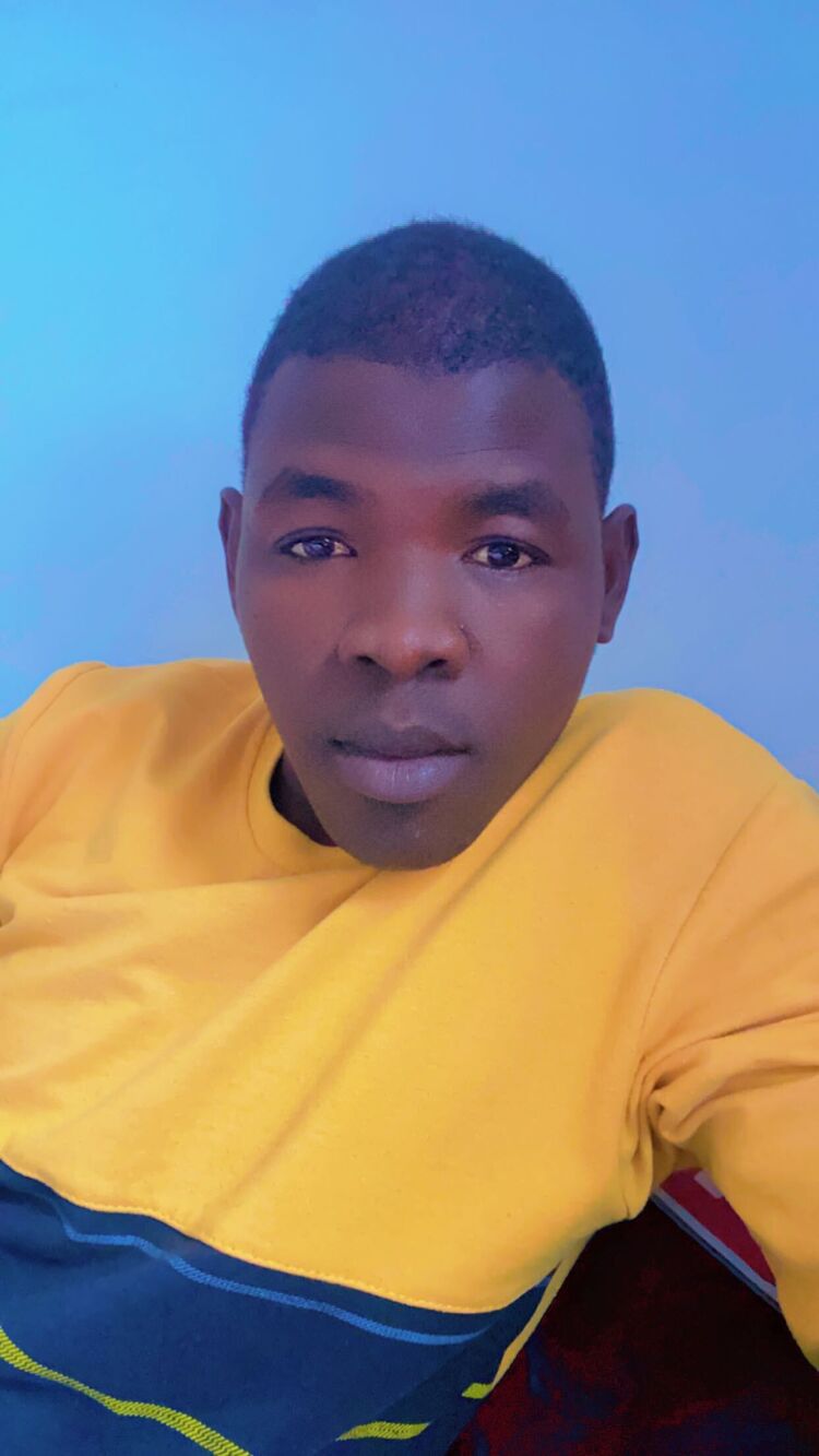  43520839  Mohamed, 25 ,    Pratica Di Mare