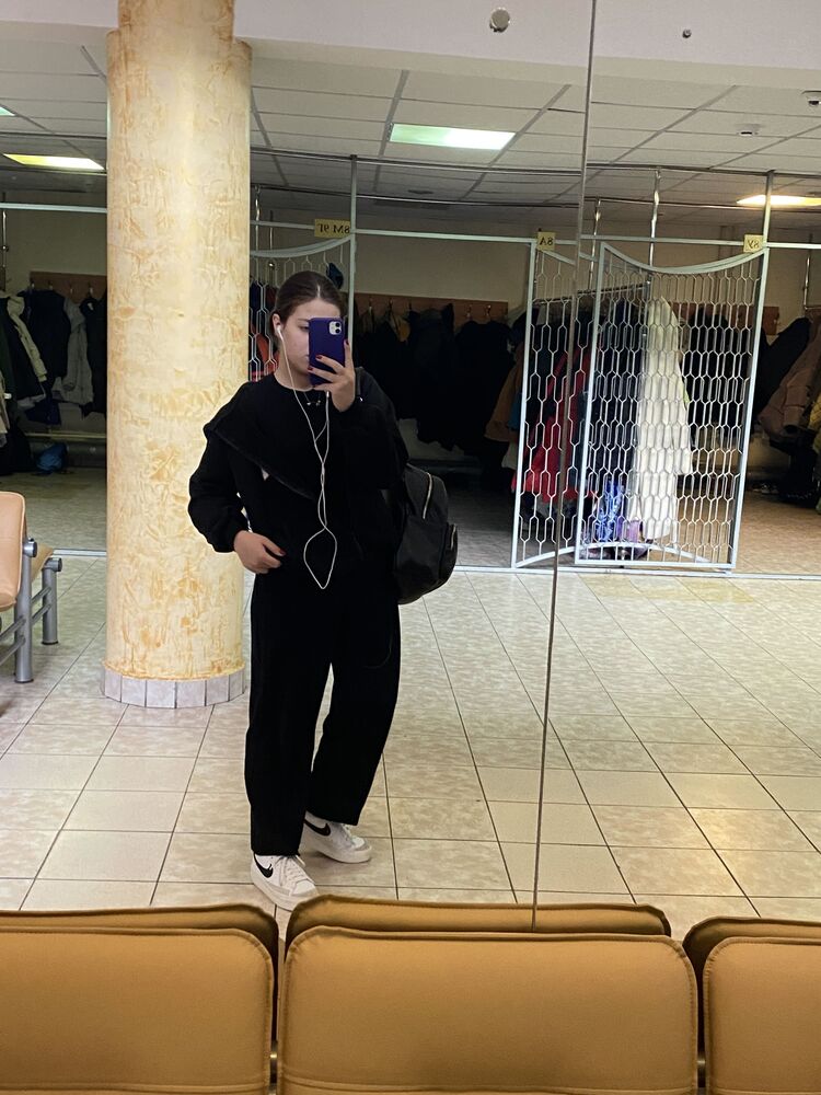 ���� 25661579 ������� �����, 32 ����, ���� ���������� � ������