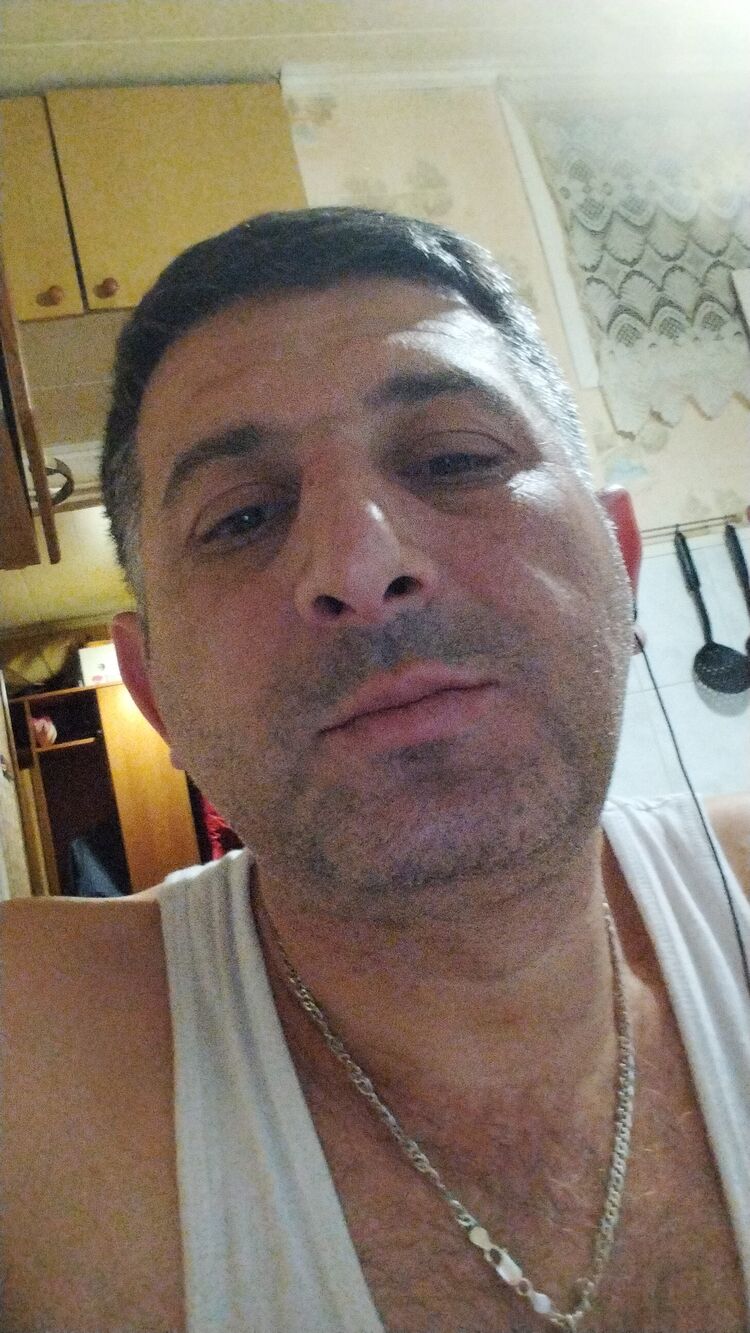  35814669  Anar, 42 ,    